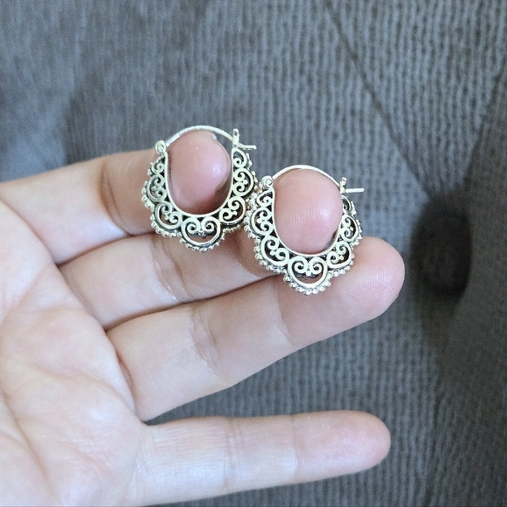 Annika Witt Small Sterling Silver🤍 Bali🇲🇨 Tribal Earrings - Picture 3 of 16